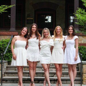 Meet your Posher, Theodora